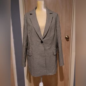 NWOT ADRIANNA PAPELL Black/White Blazer